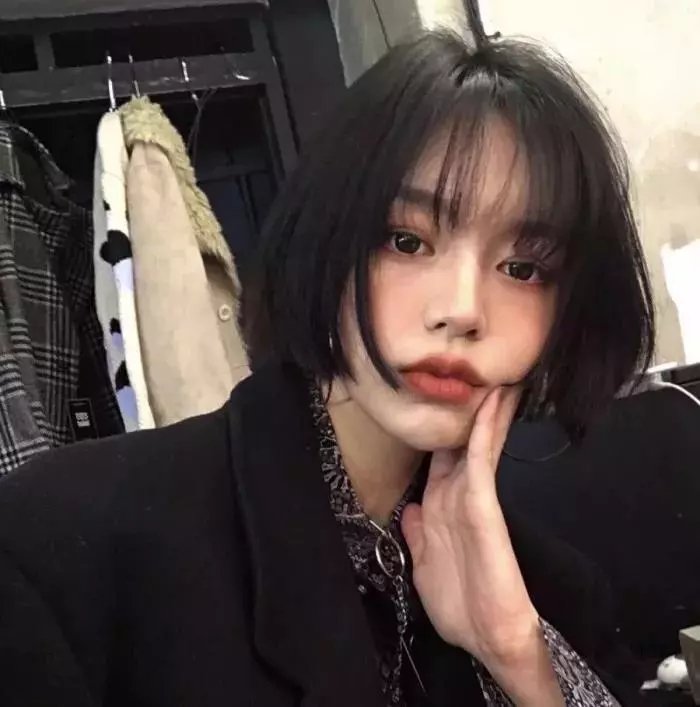 一个叫阿宝的男孩